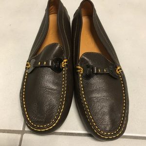 TOD’S driving shoes with contrast stitching